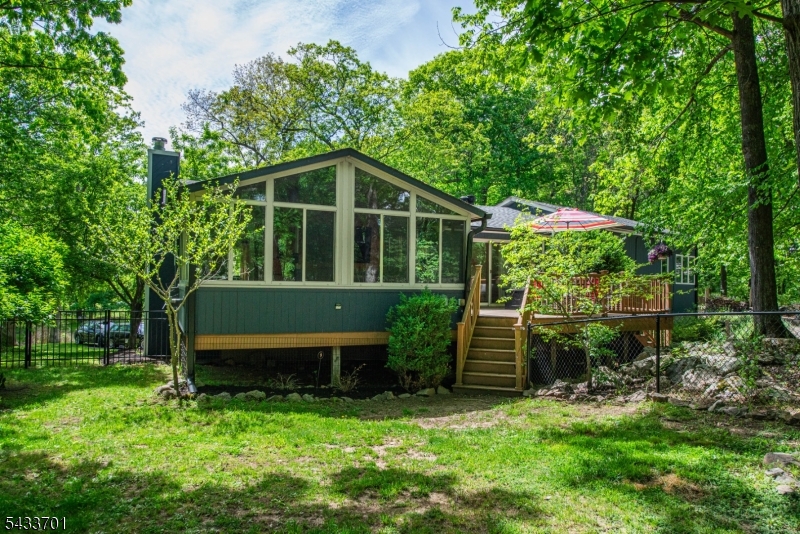 37 Green Road Sparta, NJ 07871 - Photo 44 of 49