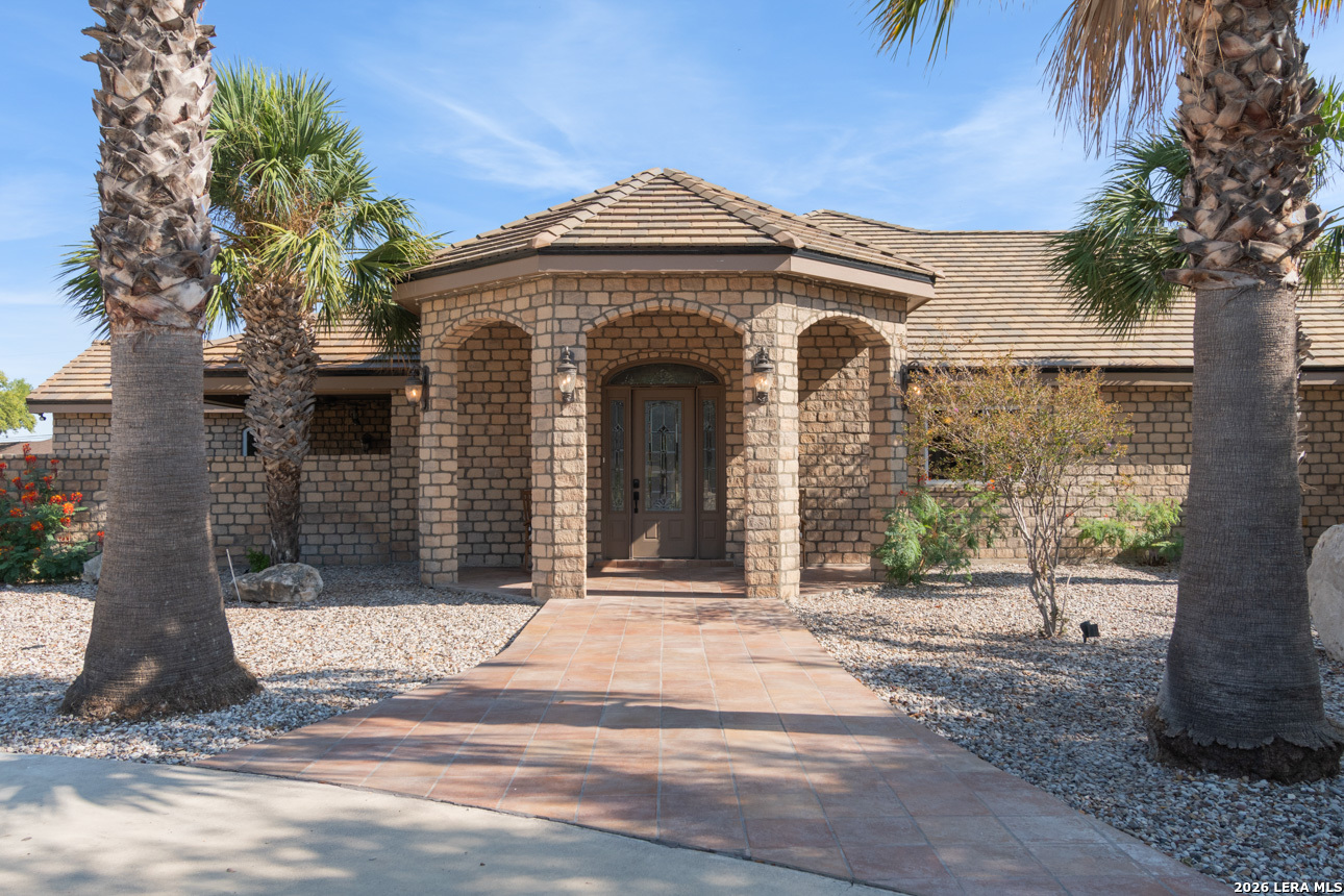 103 The Oak Del Rio, TX 78840 - Photo 4 of 50 Gallery Image 4