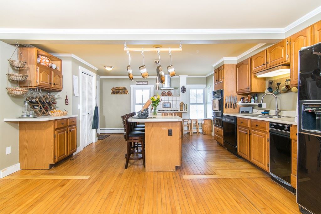 2392 Randolph Road Morristown, VT 05661 - Photo 5 of 12