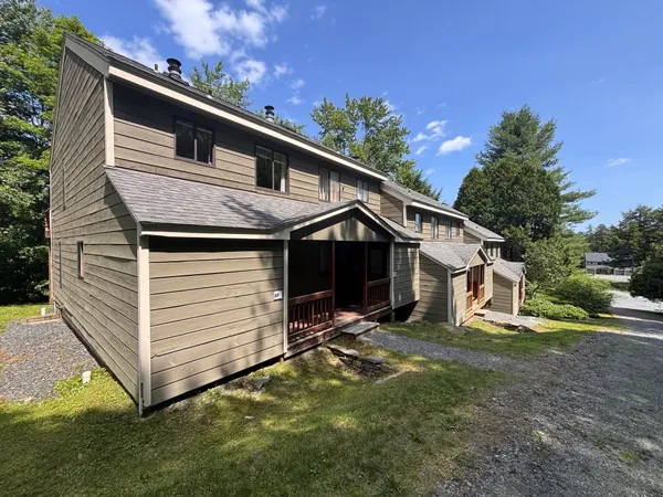 $289,000 | 8 E Dover Green Loop, Unit 8E DOVER GREEN LOOP, West Dover, VT 05356
