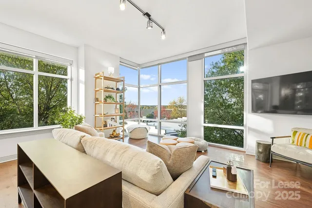 $3,315 | 125 West Tremont Avenue, Unit B2F, Charlotte, NC 28203