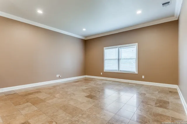 $5,750 | 307 Ridgemont Avenue, Terrell Hills, TX 78209