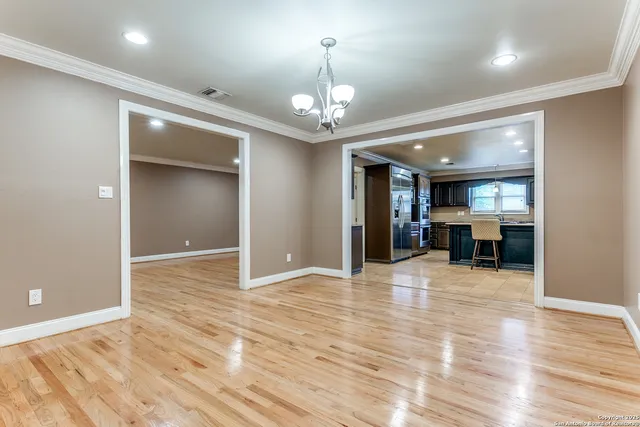 $5,750 | 307 Ridgemont Avenue, Terrell Hills, TX 78209