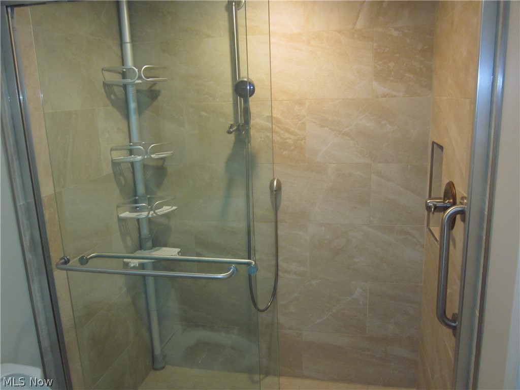 22555 Center Ridge Road, Unit 201 Rocky River, OH 44116 - Photo 23 of 31