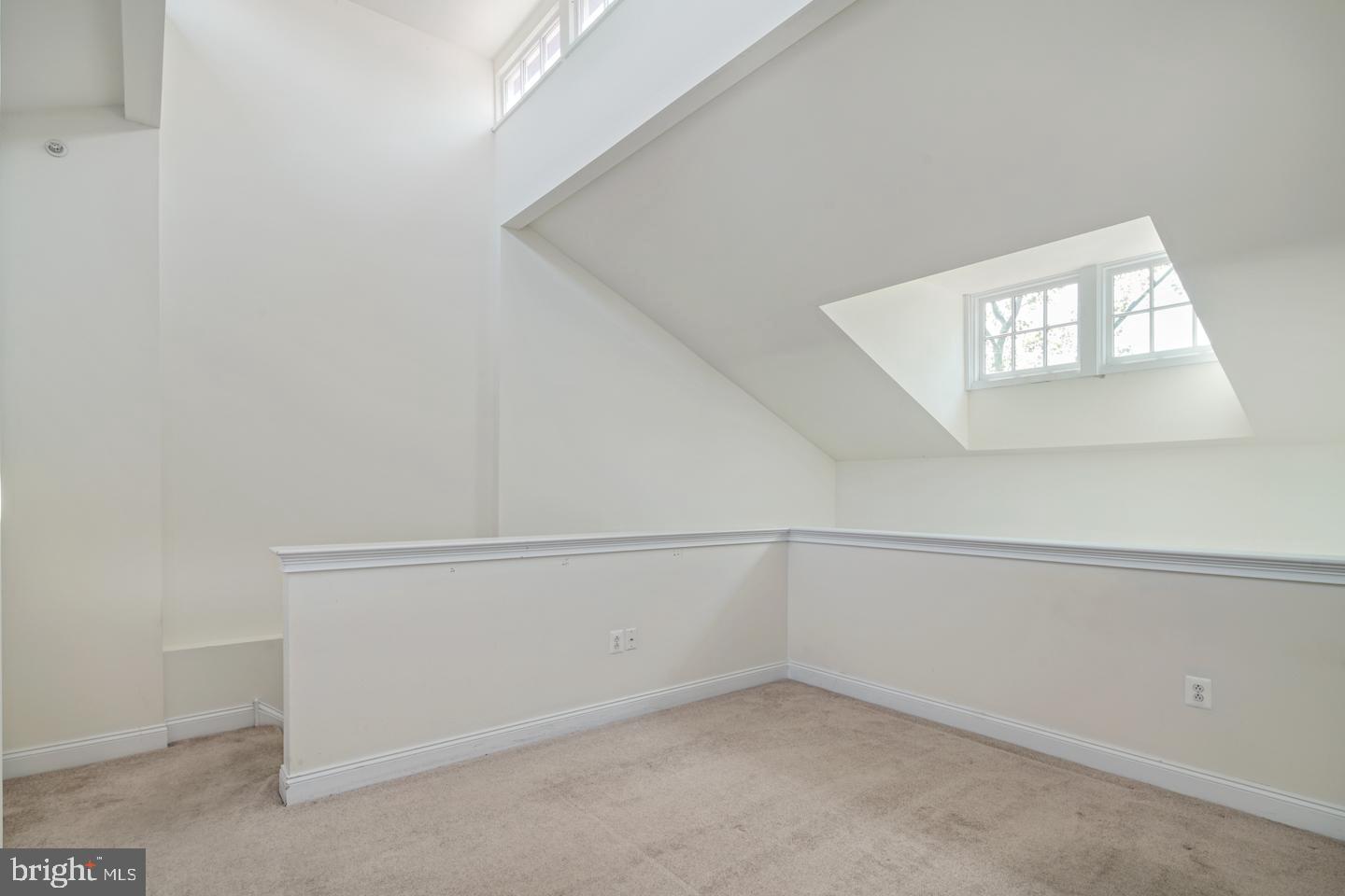 1 Academy Circle, Unit 319 Philadelphia, PA 19146 - Photo 14 of 20