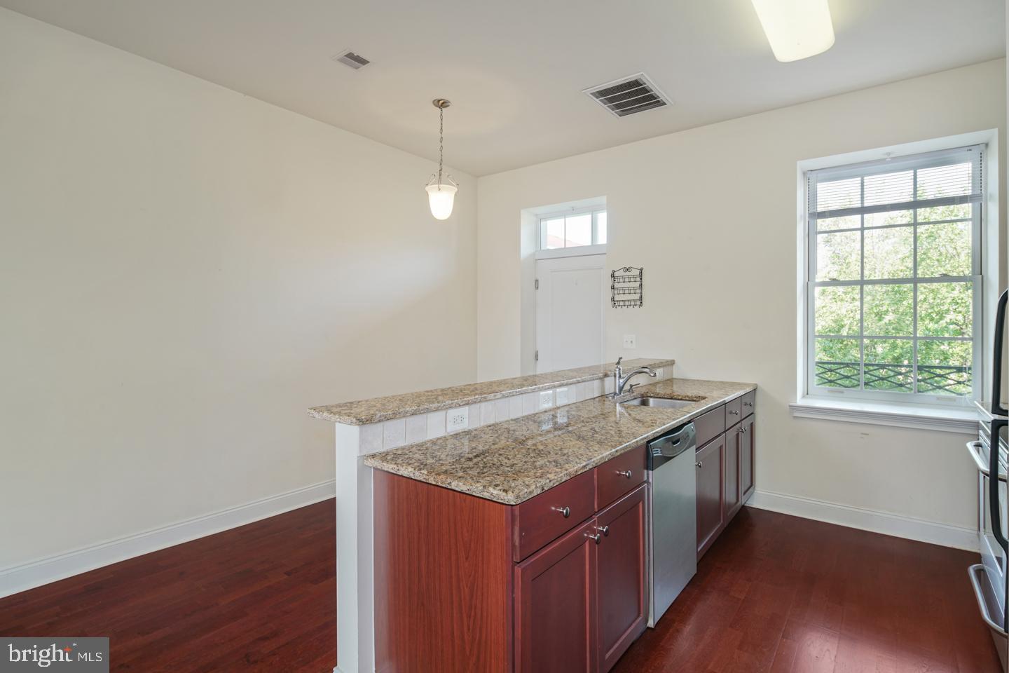 1 Academy Circle, Unit 319 Philadelphia, PA 19146 - Photo 10 of 20