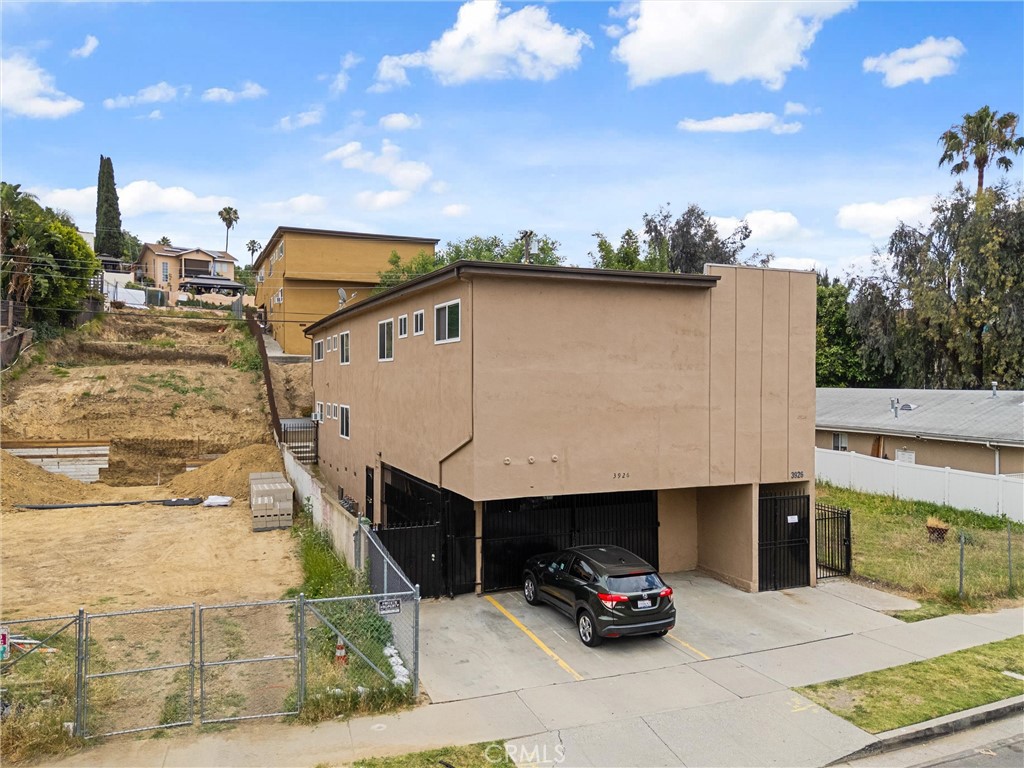 3925 Barrett Road Los Angeles, CA 90032 - Photo 8 of 17