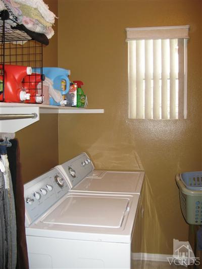 640 Riviera Court Oxnard, CA 93035 - Photo 10 of 12 a utility room with dryer and washer