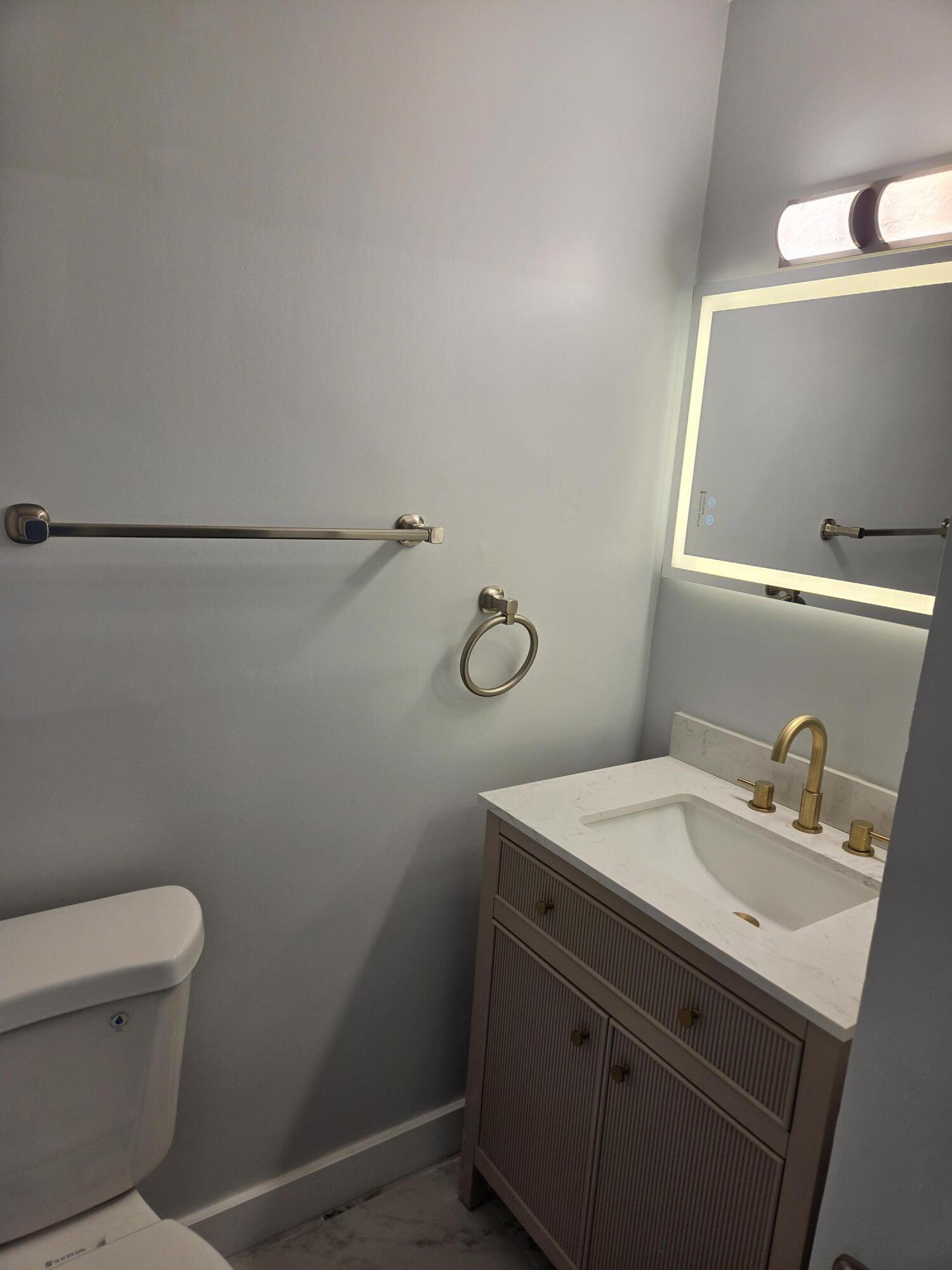 6420 North Dixie Highway Boca Raton, FL 33487 - Photo 15 of 22 20260809_180747
