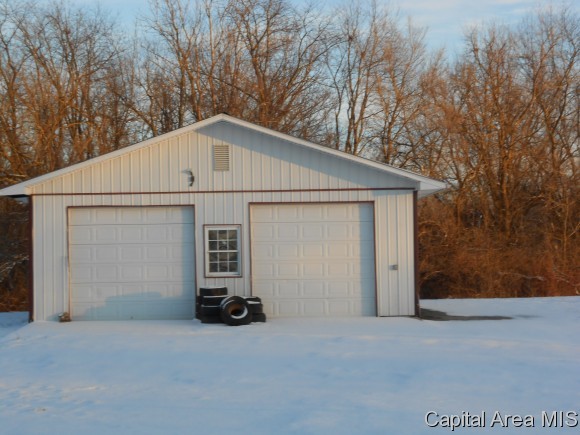 4084 E Street Springfield, IL 62707 - Photo 3 of 12