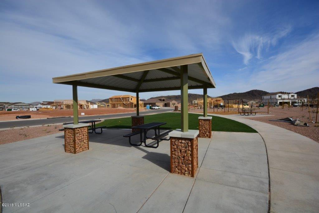 9863 North Howling Wolf Road Marana, AZ 85653 - Photo 15 of 27
