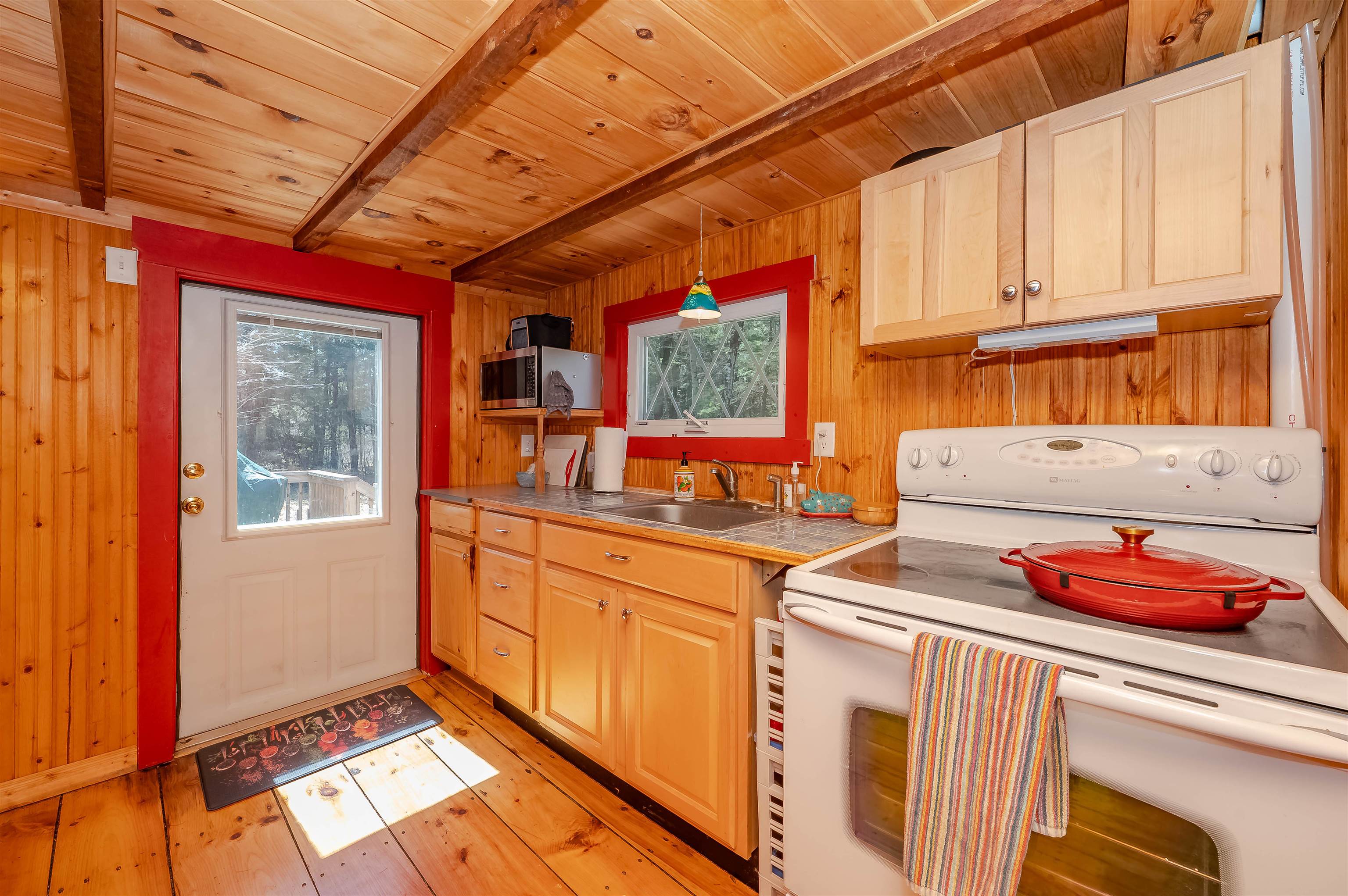 132 Chestnut Pond Road Epsom, NH 03234 - Photo 22 of 51