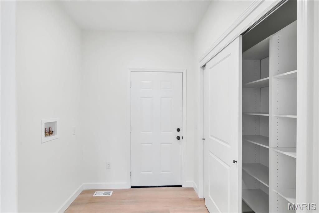 453 Rosedale Terrace Ballwin, MO 63021 - Photo 11 of 29