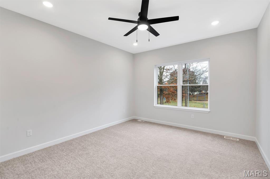 453 Rosedale Terrace Ballwin, MO 63021 - Photo 15 of 29