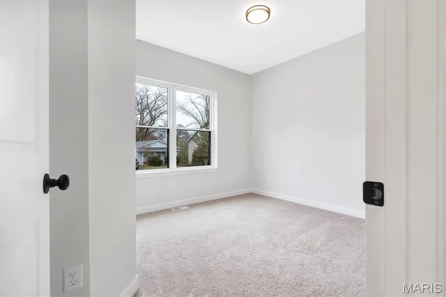 $449,900 | 453 Rosedale Terrace, Ballwin, MO 63021