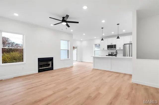 $449,900 | 453 Rosedale Terrace, Ballwin, MO 63021