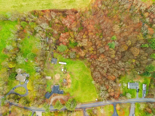 $1,100,000 | 1080 Locust Street, Raynham, MA 02767
