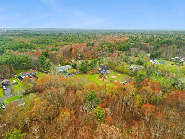 $1,100,000 | 1080 Locust Street, Raynham, MA 02767