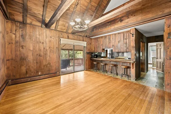 $1,100,000 | 1080 Locust Street, Raynham, MA 02767
