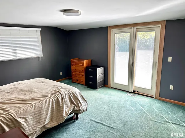 $525,000 | 1889 St Pauls Church Road, Chapin, IL 62628