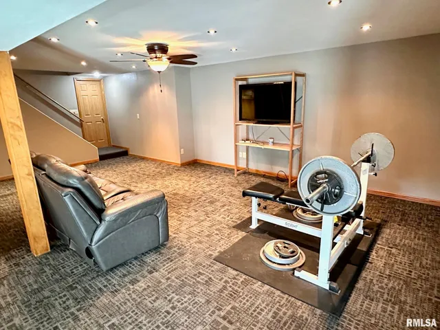 $525,000 | 1889 St Pauls Church Road, Chapin, IL 62628