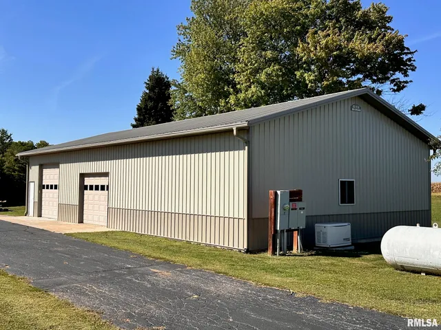 $525,000 | 1889 St Pauls Church Road, Chapin, IL 62628