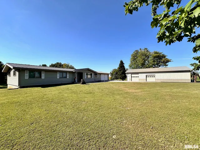 $525,000 | 1889 St Pauls Church Road, Chapin, IL 62628