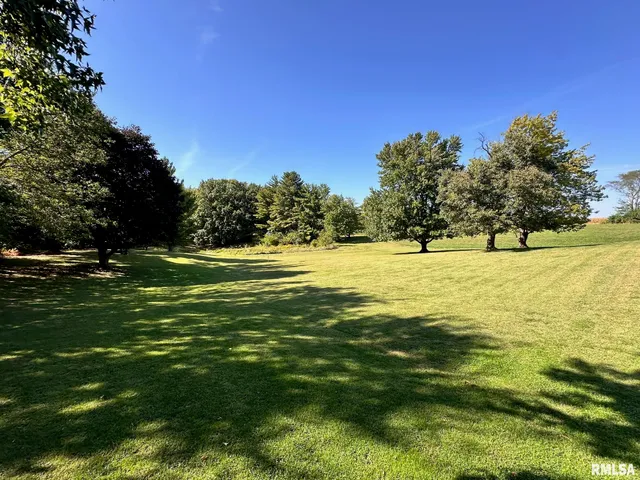 $525,000 | 1889 St Pauls Church Road, Chapin, IL 62628