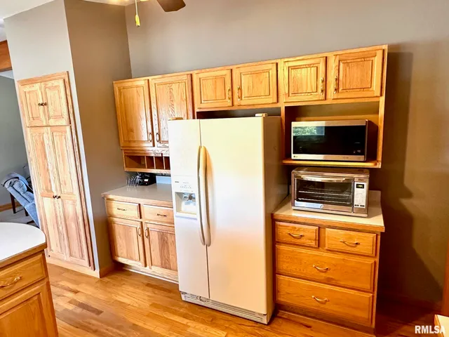 $525,000 | 1889 St Pauls Church Road, Chapin, IL 62628