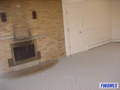 11804 Trentman Road Fort Wayne, IN 46816 - Photo 3 of 12