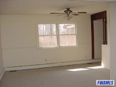 11804 Trentman Road Fort Wayne, IN 46816 - Photo 4 of 12