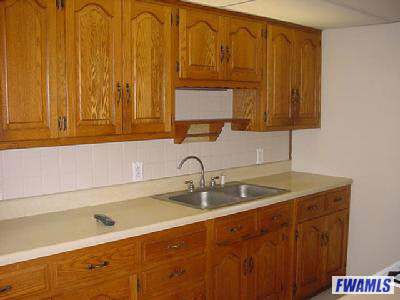 11804 Trentman Road Fort Wayne, IN 46816 - Photo 5 of 12