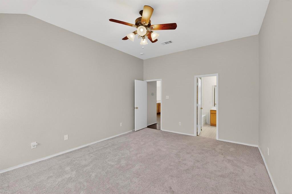 1025 Caleb Street Burleson, TX 76028 - Photo 17 of 38