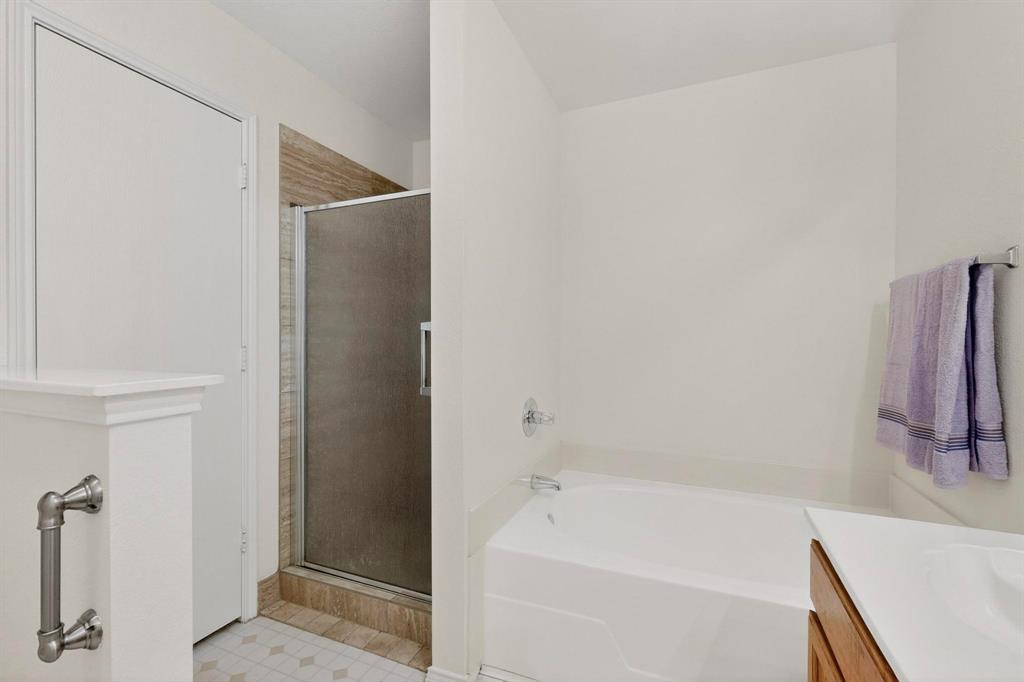 1025 Caleb Street Burleson, TX 76028 - Photo 22 of 38