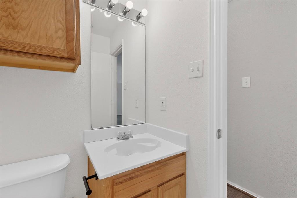 1025 Caleb Street Burleson, TX 76028 - Photo 27 of 38