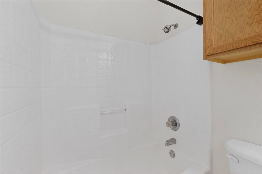 1025 Caleb Street Burleson, TX 76028 - Photo 28 of 38