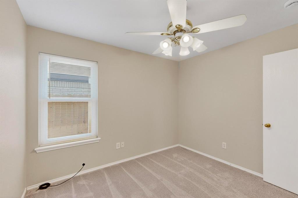 1025 Caleb Street Burleson, TX 76028 - Photo 33 of 38