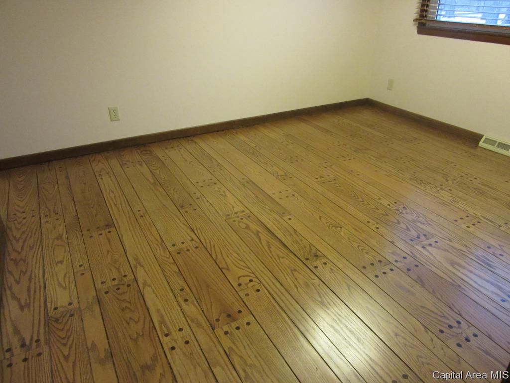 7212 Ramblewood Drive Rochester, IL 62563 - Photo 8 of 16 Gallery Image 8
