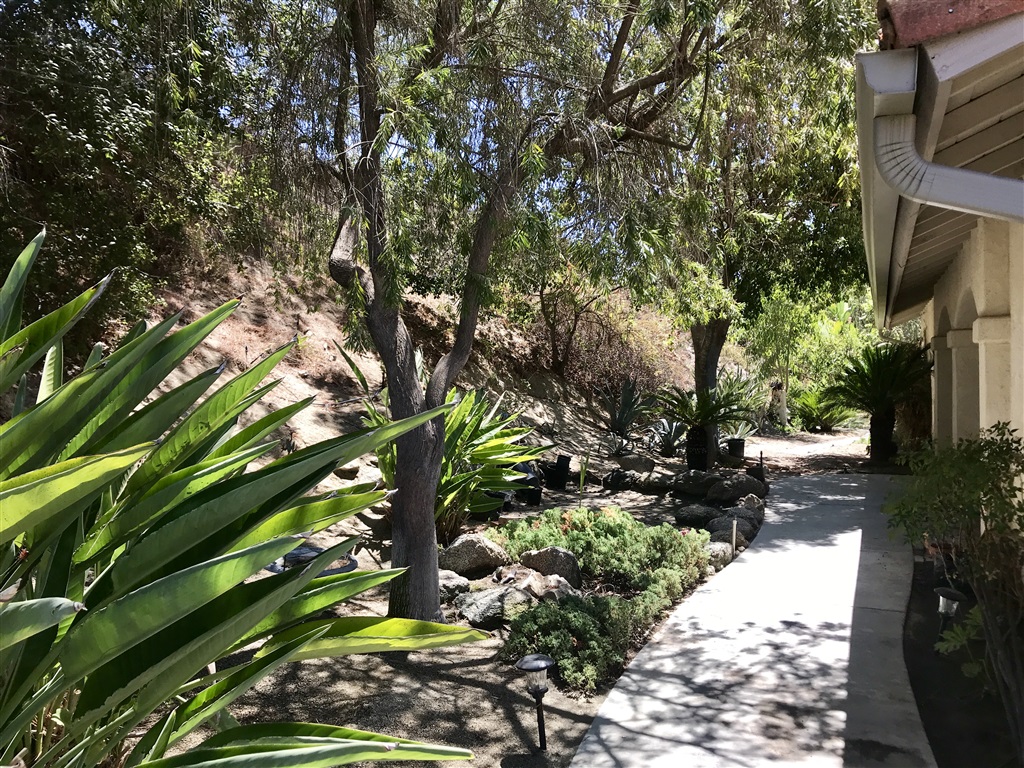 27335 Latigo Road Valley Center, CA 92082 - Photo 19 of 23 Gallery Image 19