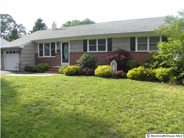 520 Hunters Road Brick, NJ 08724 - Photo 1 of 20 Primary Photo