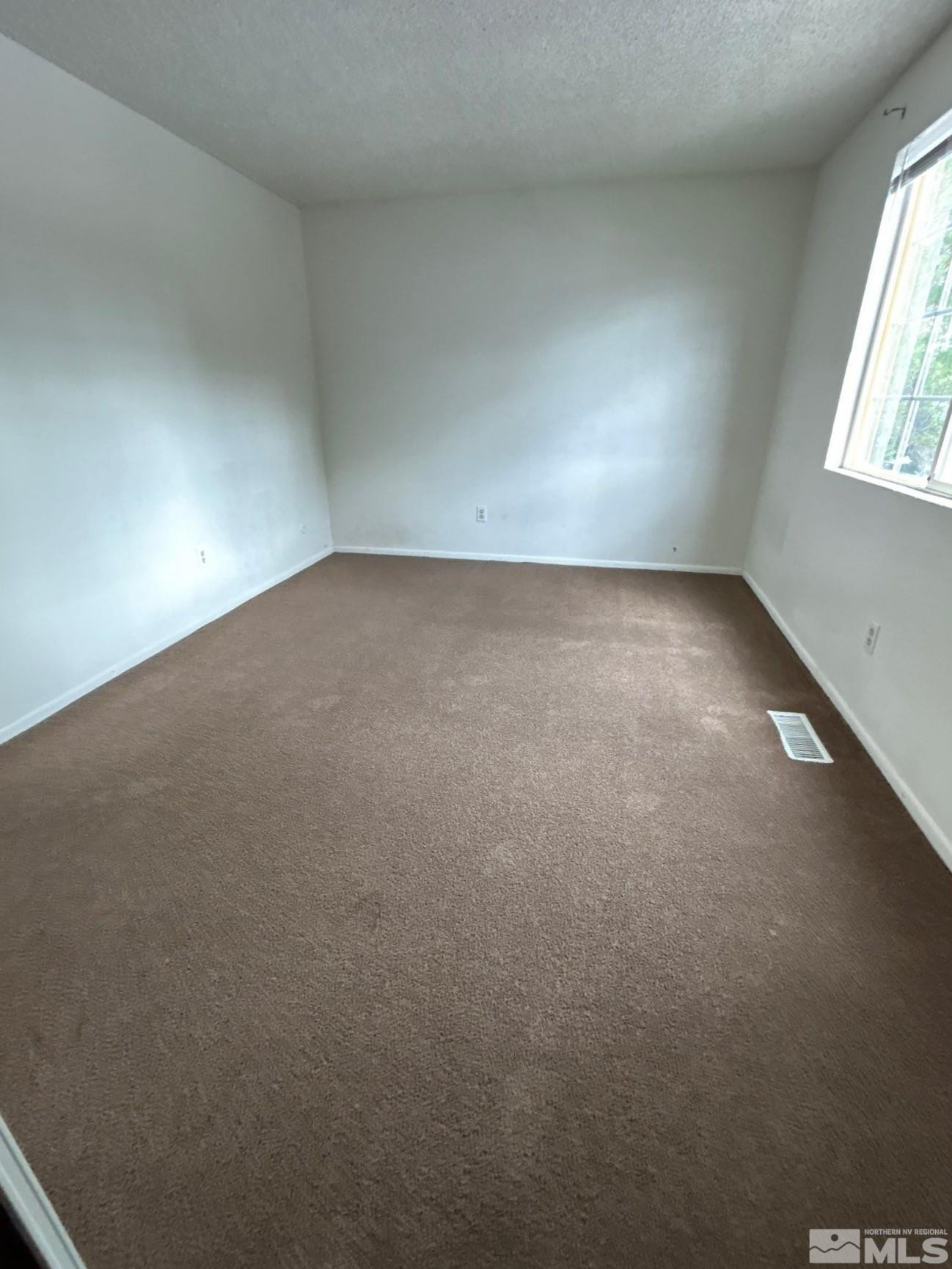 306 East Quail Street Sparks, NV 89431 - Photo 16 of 34 Photo 16