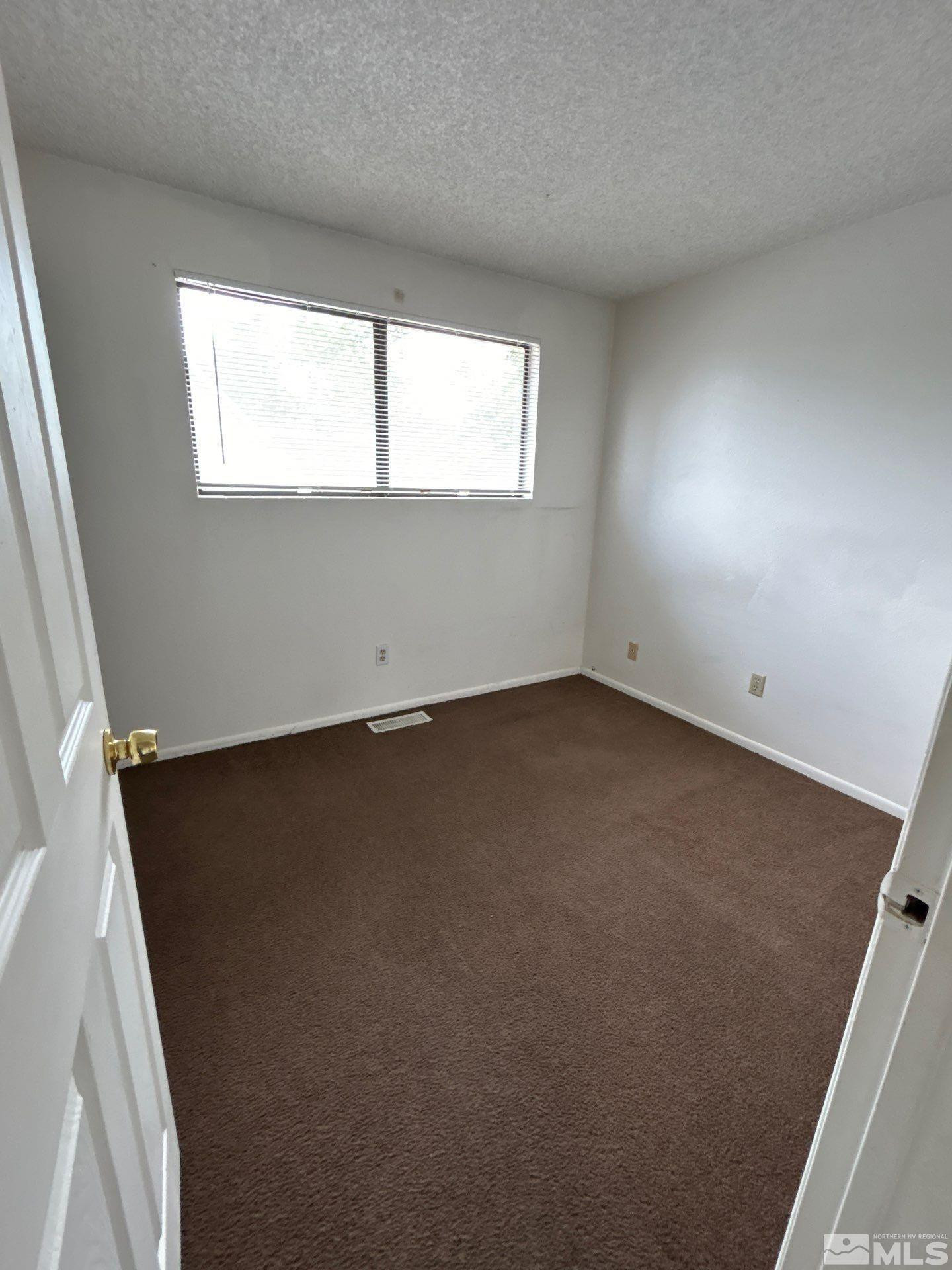 306 East Quail Street Sparks, NV 89431 - Photo 19 of 34 Photo 19