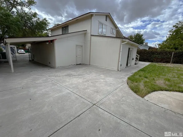 $2,095 | 306 East Quail Street, Sparks, NV 89431