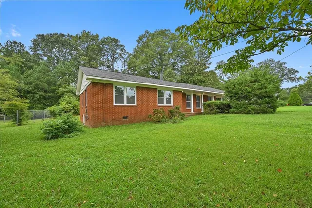$285,000 | 311 Bryant Road, Monroe, GA 30655