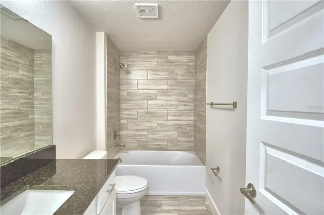 $421,846 | 4663 Grandview Gln Drive, Auburndale, FL 33823