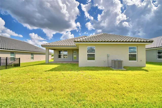 $421,846 | 4663 Grandview Gln Drive, Auburndale, FL 33823