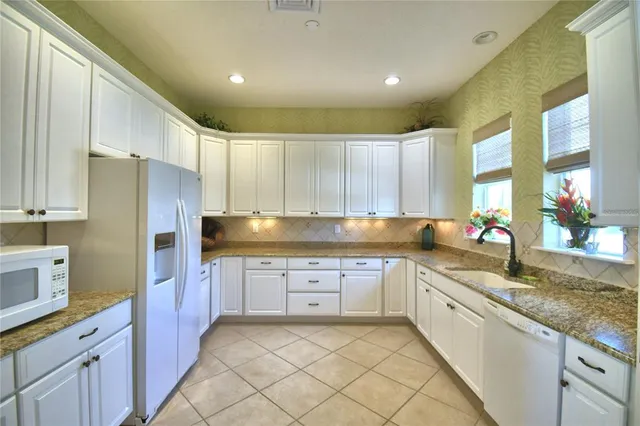 $421,846 | 4663 Grandview Gln Drive, Auburndale, FL 33823