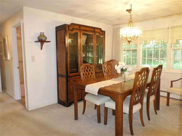 12 Myrna Road Framingham, MA 01701 - Photo 5 of 16