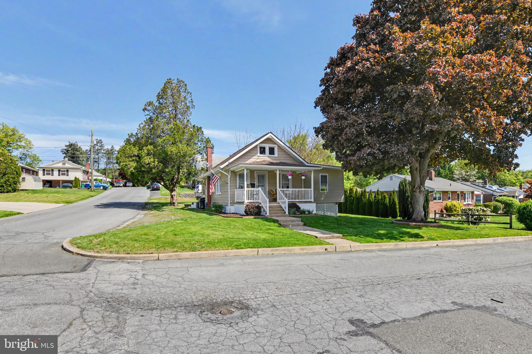 1949 Reading Avenue Reading, PA 19609 - Photo 32 of 37