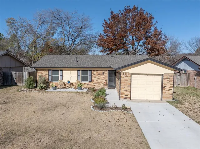 $1,800 | 427 Marsha Street, Keller, TX 76248